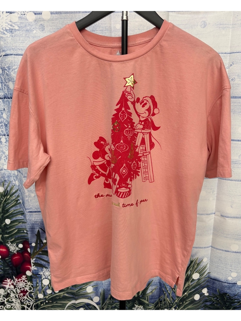 Disney Parks Women’s Mickey Minnie Christmas Tree Peach Graphic Tee Shirt Size S